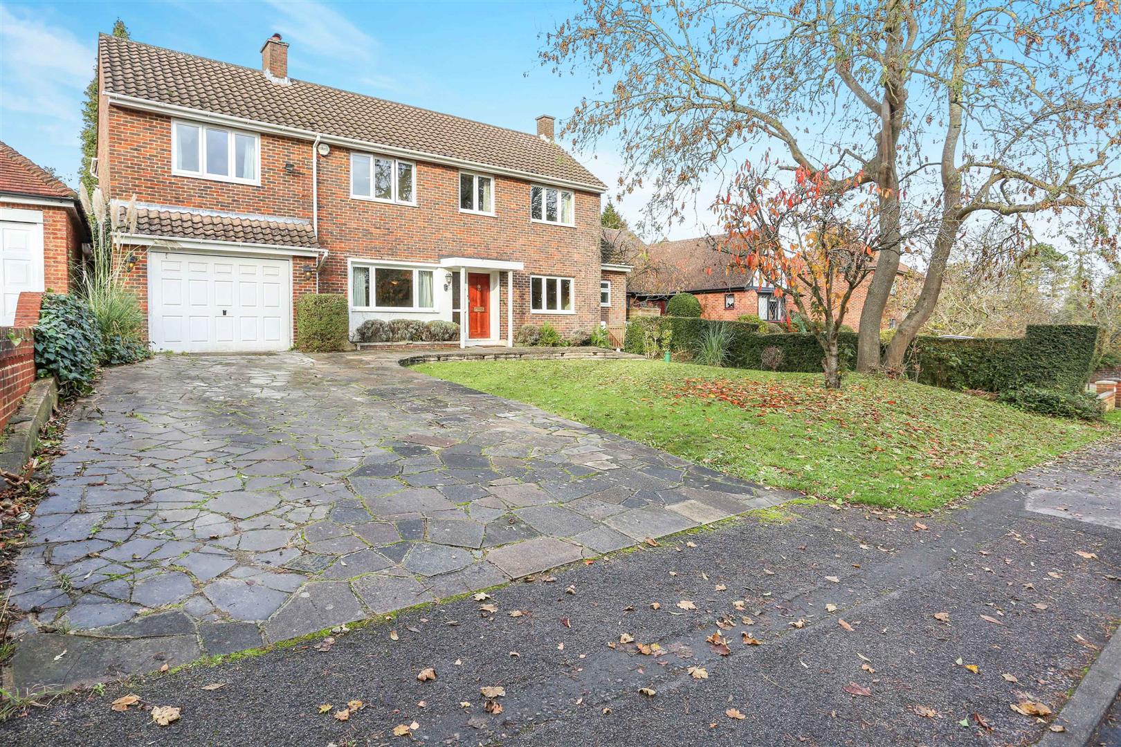 Pine Walk, Carshalton Beeches Home